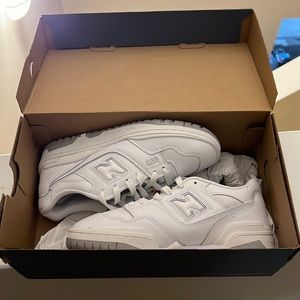 Brand new 550s New Balance shoes, never worn